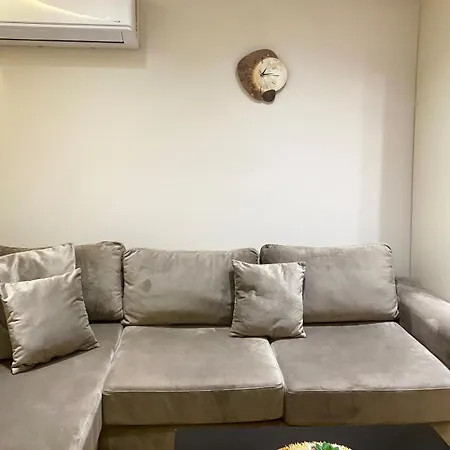 Perfect Location, Calm, Private Apartment Tirana