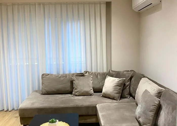 Perfect Location, Calm, Private